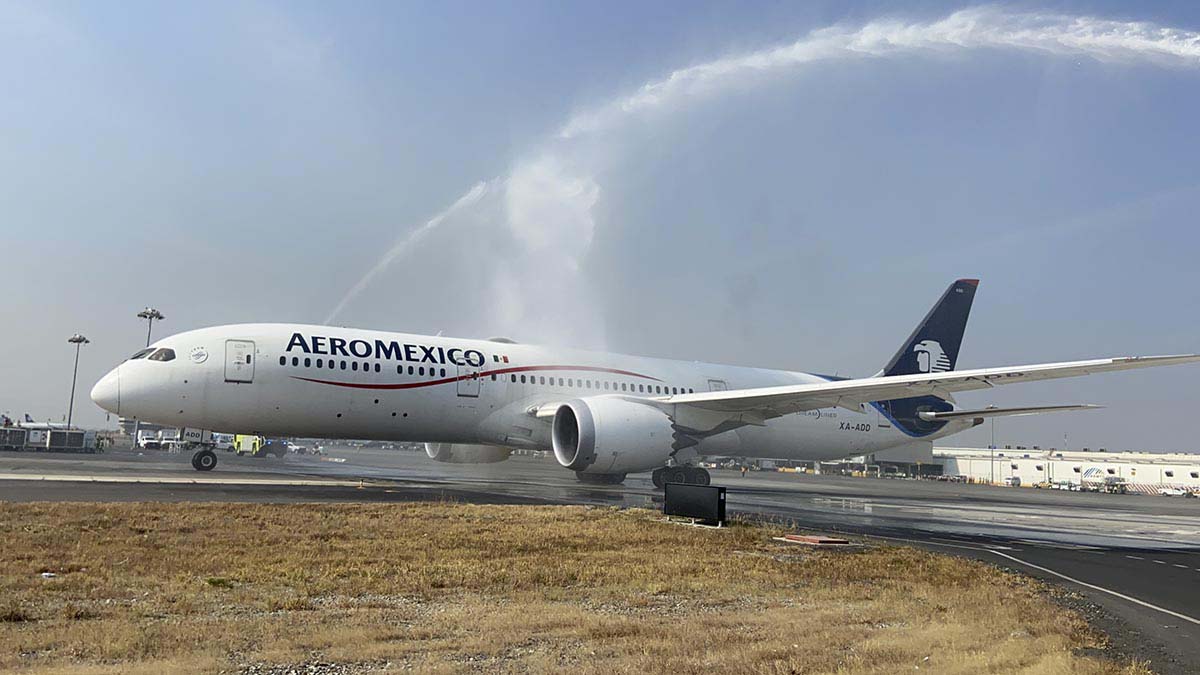 AEROMÉXICO