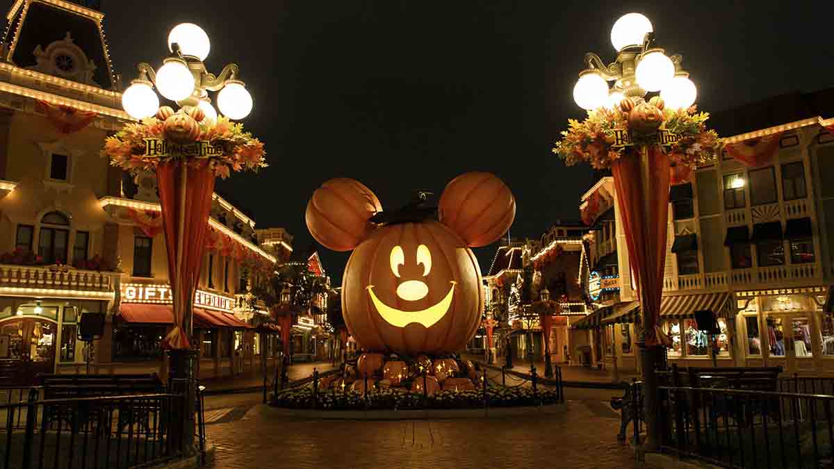 Disneyland resort celebraciones de otoño