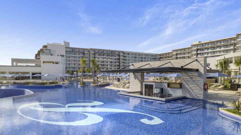 blue diamond resorts new royalton splash riviera cancun