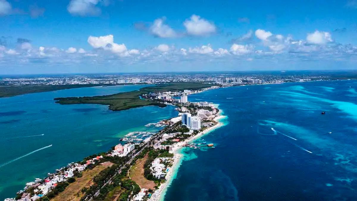 cancun trafico de pasajeros