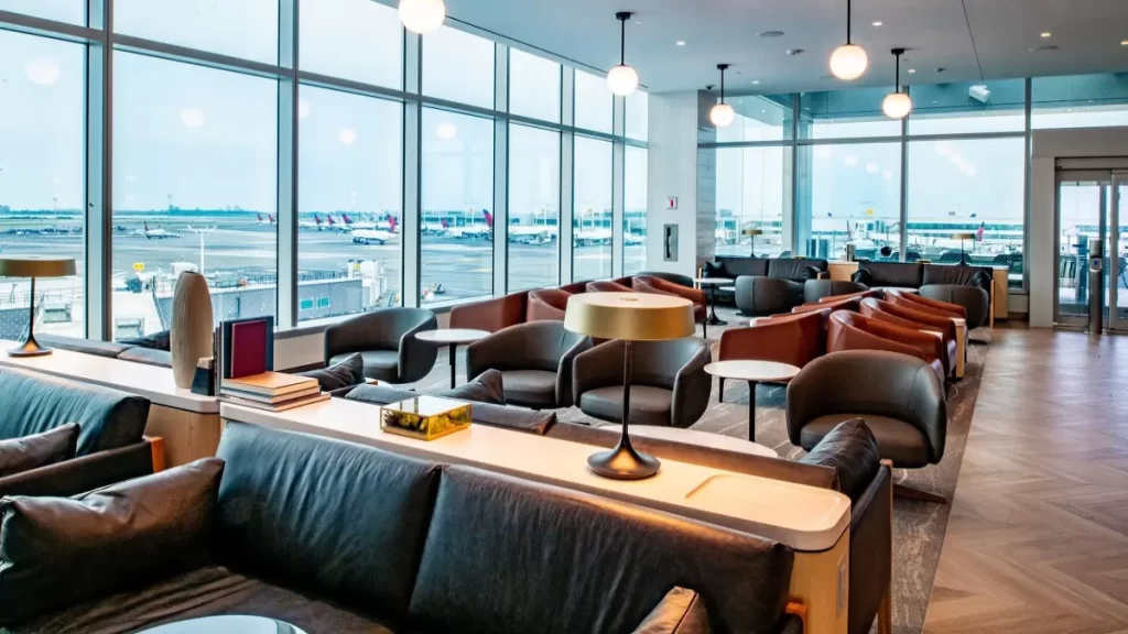 Delta Sky Club 