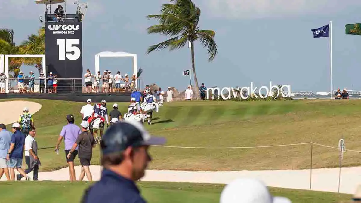 GOLF MAYAKOBA