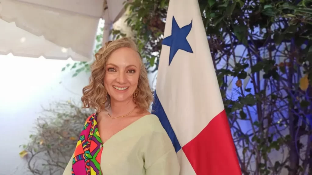 Panamá nuevo vuelo de Aeroméxico 5