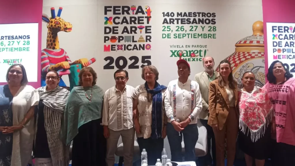 Feria Xcaret de Arte Popular Mexicano