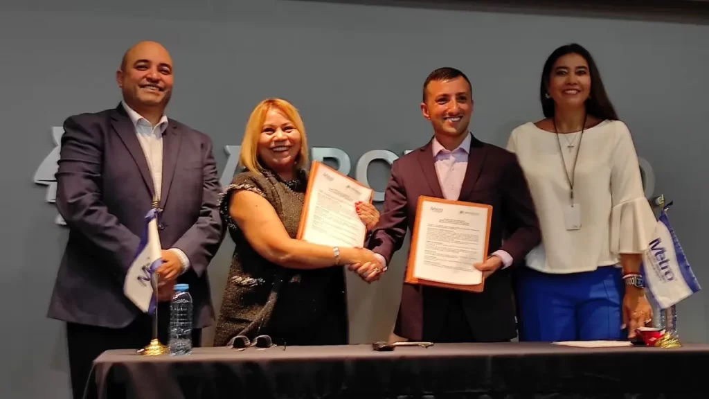 La Metro y Aeroméxico