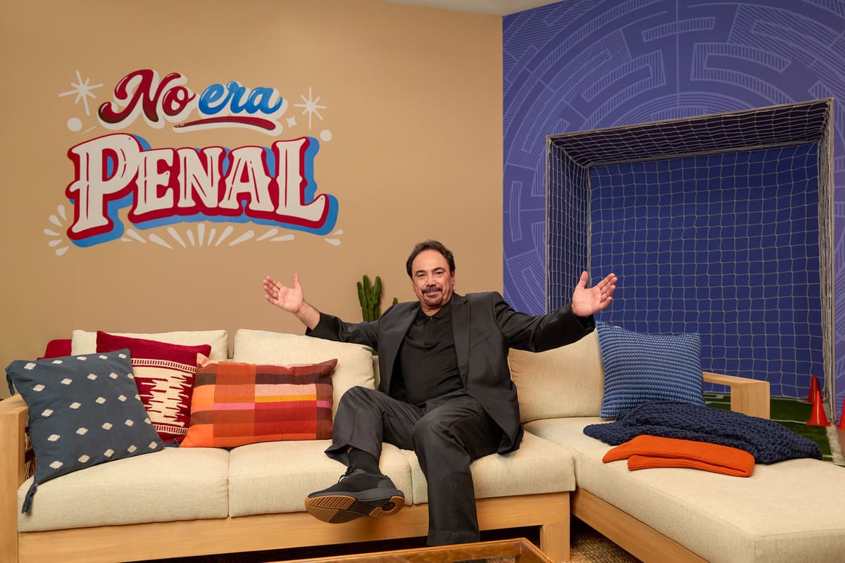 Airbnb y Hugo Sánchez