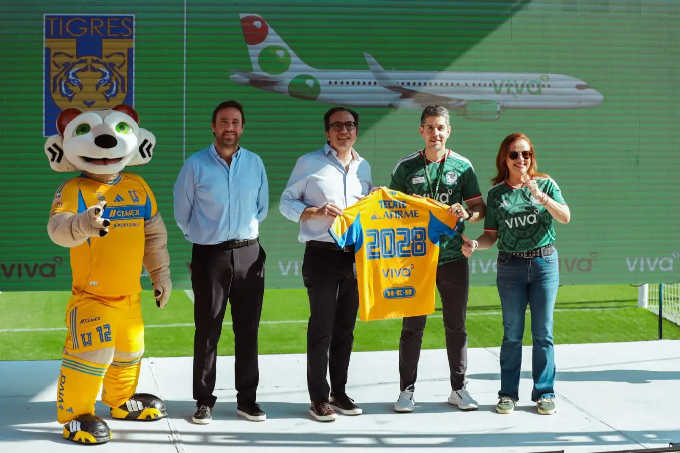 Viva y Club Tigres UANL