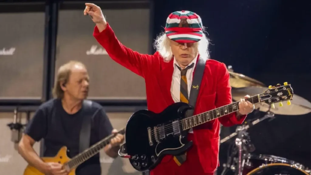 AC/DC impulsa turismo