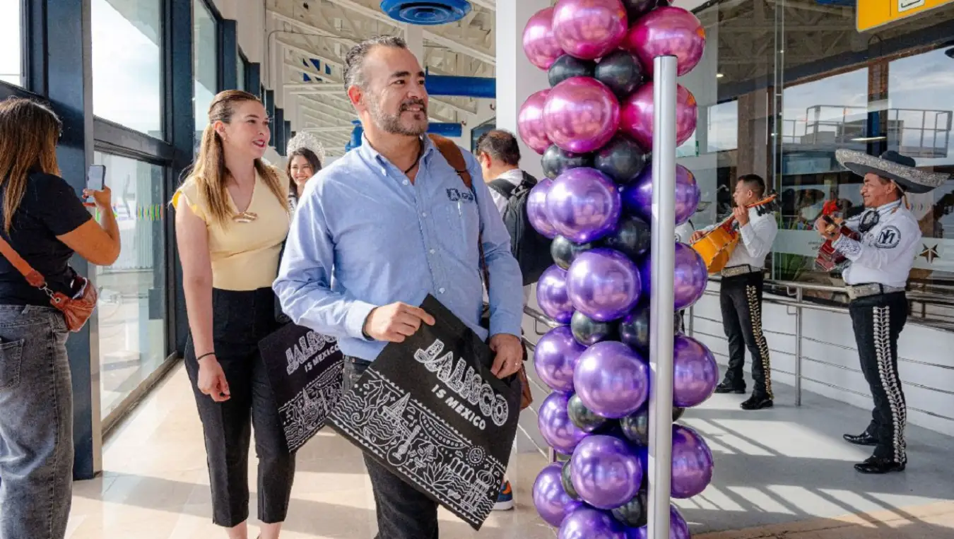 Volaris nuevos vuelos a Puerto Vallarta